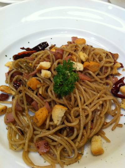 ร้านอาหาร กับข้าวกับปลา Central World