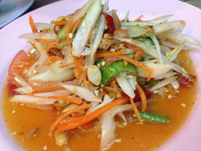 ตำไทยเม ที่ ร้านอาหาร ส้มตำแซบเว่อร์