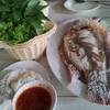ปลาเผาอร่อยมาก ที่ ร้านอาหาร ร้านอร่อยแน่นอน