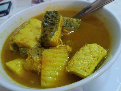 กันเอง ที่ ร้านอาหาร กันเอง