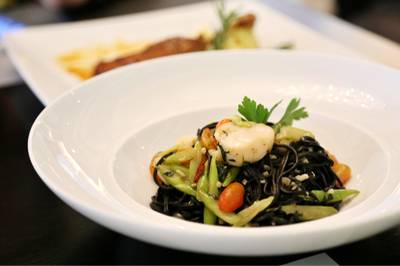 เส้นดำครับเส้นดำ ที่ ร้านอาหาร Buono Bistro