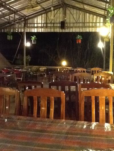 ร้านอาหาร บ้านวัชราชัย