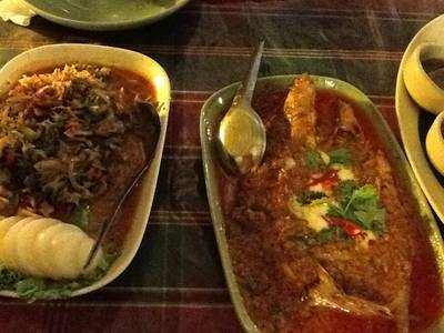 ยำถั่วพลูโอเค  ฉู่ฉี่ปลาเนื้ออ่อน ปลาไม่ทอดครับเลยไม่ค่อยชอบ ที่ ร้านอาหาร บ้านวัชราชัย