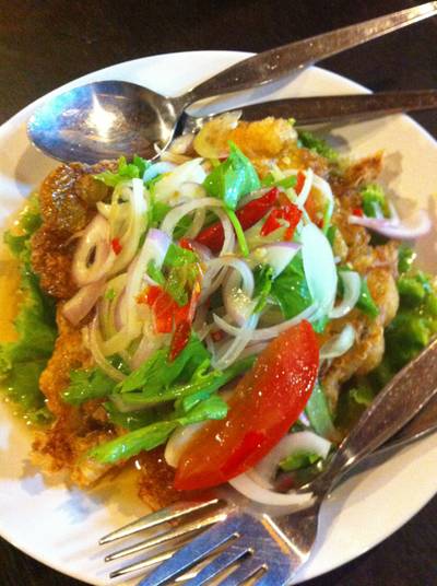 ยำไข่ดาว ที่ ร้านอาหาร ก๋วยเตี๋ยวไข่ย้อนยุค Central Bangna ยำไข่ดาว ที่ ร้านอาหาร ก๋วยเตี๋ยวไข่ย้อนยุค Central Bangna