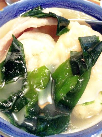 สุกี้พร้อมกิน ^^ ที่ ร้านอาหาร MK Gold ศาลาแดง