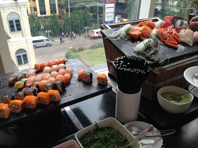 ร้านอาหาร Glass House Eastin Bangkok