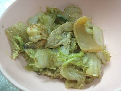 สุกี้แห้งหมู+ทะเล (70.-) ที่ ร้านอาหาร เอลวิส สุกี้ (ฮะเซ่งฮวด) ซอยยศเส