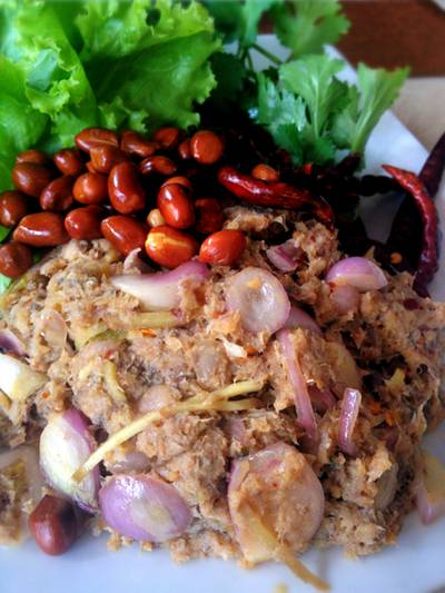 ร้านอาหาร ต้นเครื่อง