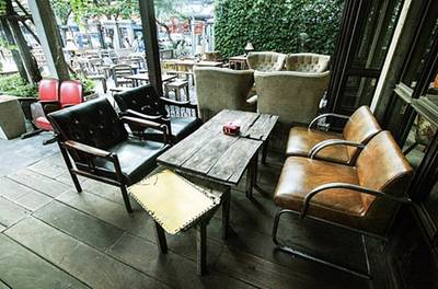 ร้านอาหาร เสวนาพาเพลิน (Sewana Paploen Cafe)