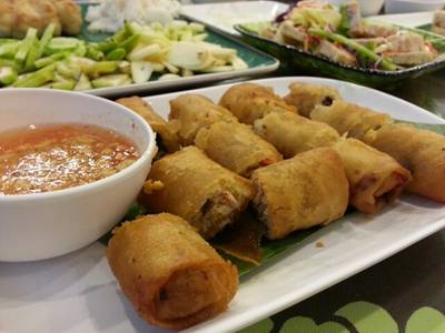 ร้านอาหาร แอมเฮือง
