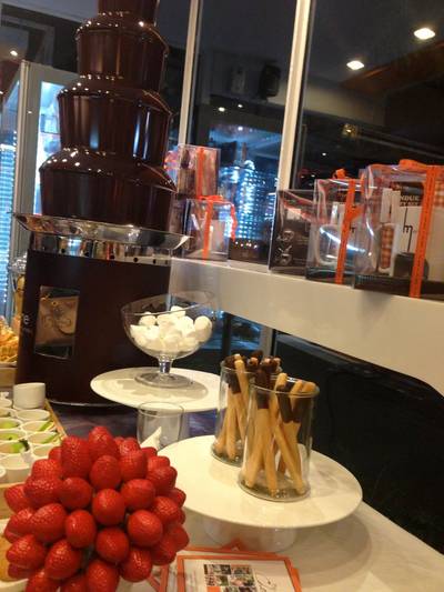 ร้านอาหาร Melt Me ทองหล่อ 10