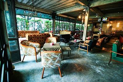 ร้านอาหาร เสวนาพาเพลิน (Sewana Paploen Cafe)