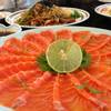 แซลม่อนแร่บาง ที่ ร้านอาหาร ฟูจิ เซ็นทรัลบางนา