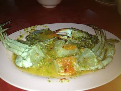 ปูม้าดองที่นี่แช่เย็นจนเนื้อเป้นวุ้นเลยทีเดียวเชียว ที่ ร้านอาหาร ชัยโภชนา
