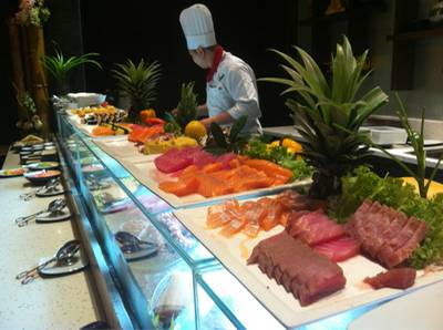 The World CTW ที่ ร้านอาหาร The World Centara Grand Hotel
