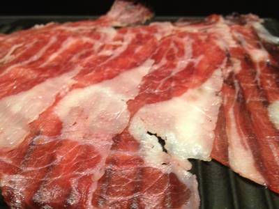 เนื้อบางทะลุจาน ที่ ร้านอาหาร Nobu Shabu & Grill CDC