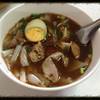 อันนี้ก๋วยจั๊บไม่ใส่เลือด ^^ ที่ ร้านอาหาร ก๋วยจั๊บน้ำข้นตลาดพลู