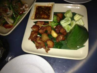 คอหมู ที่ ร้านอาหาร about HIP