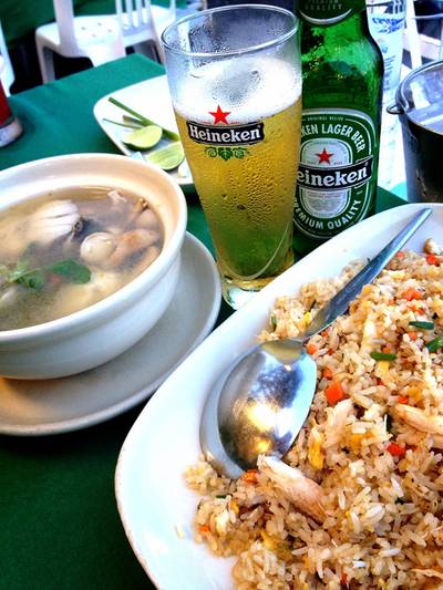 อาหารที่มาเสริ์ฟชุดแรก ที่ ร้านอาหาร บ้านอิสระ