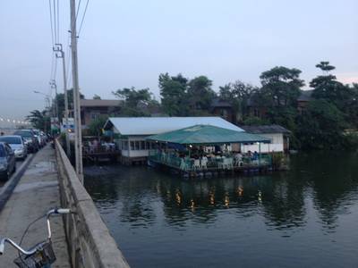 ร้านอาหาร ครัวแสงดาวเสือ