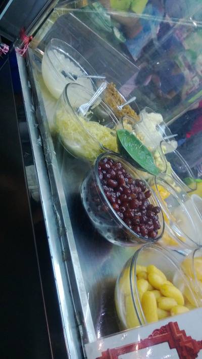 ไอติมกะทิ ในตลาดหัวหิน ที่ ร้านอาหาร ไอติมกะทิ ในตลาดหัวหิน