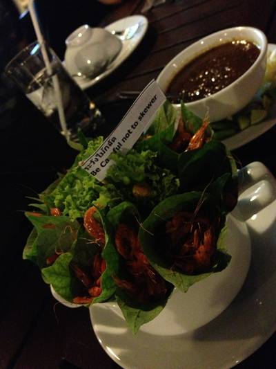เมี่ยงคำ ที่ ร้านอาหาร สองฝั่งคลอง รีสอร์ทเรสเตอรอง เมี่ยงคำ ที่ ร้านอาหาร สองฝั่งคลอง รีสอร์ทเรสเตอรอง