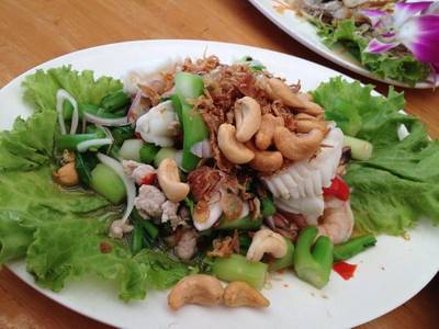 ร้านอาหาร ภัตตาคารชมทะเล ง้วนเฮง