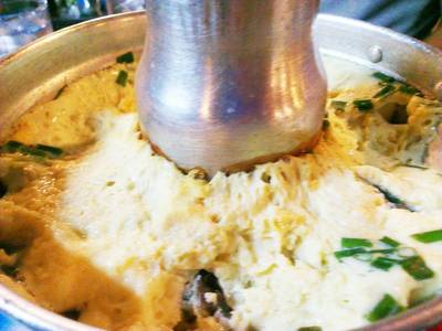 ไข่ตุ๋นสมศักดิ์ ที่ ร้านอาหาร เปียอู๋โภชนา