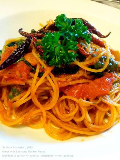 ร้านอาหาร Another Hound Café 