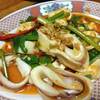 หมึกผัดไข่เค็ม ที่ ร้านอาหาร ครัวเจ๊อ่วย