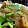 แมงกระพรุนน้ำมันงา ที่ ร้านอาหาร อาเล็ก ราชวงศ์