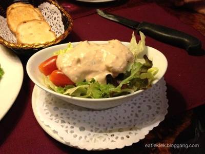Thousand Island Salad ที่ ร้านอาหาร Neil's Tavern Restaurant (Steak House) ร่วมฤดี