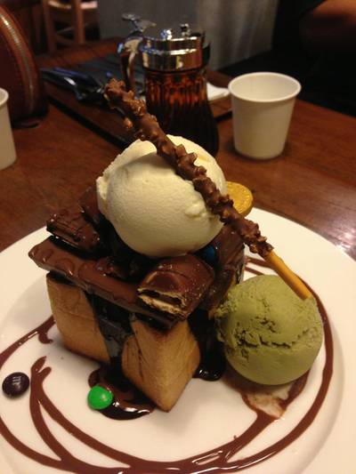 I Love You Toast ที่ ร้านอาหาร After You Dessert Cafe La Villa