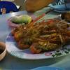 กุ้งเผา ร้อนๆ~^^ ที่ ร้านอาหาร ลองแล