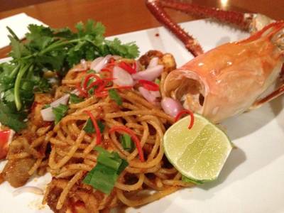 สปาเก็ตตี้ต้มยำกุ้ง ที่ ร้านอาหาร Spring Dining Room (Spring & Summer)