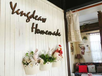 ตกแต่งร้านสไตล์วินเทจ ที่ ร้านอาหาร ส้มตำนัว เกษตรนวมินทร์