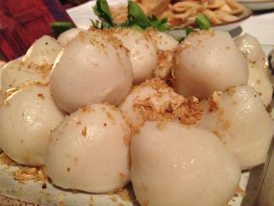 ชิ้นนนนนนน~ ที่ ร้านอาหาร ร้านกันเอง 