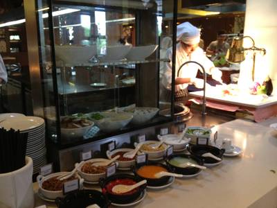 ซุ้มก๋วยเตี๋ยว ที่ ร้านอาหาร Chatuchak Cafe Centara Grand @ Central Plaza Ladprao