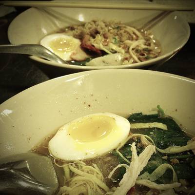 ก๋วยเตี๋ยวไข่ตำลึง ต้มยำ ที่ ร้านอาหาร ก๋วยเตี๋ยวไข่ย้อนยุค Central Bangna ก๋วยเตี๋ยวไข่ตำลึง ต้มยำ ที่ ร้านอาหาร ก๋วยเตี๋ยวไข่ย้อนยุค Central Bangna
