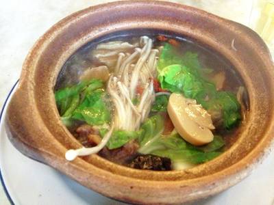 พระเอกมื้อนี้ ใส่ปาท่องโก๋ลงไป2ตัว อร่อยลื้ม ที่ ร้านอาหาร โกปี้