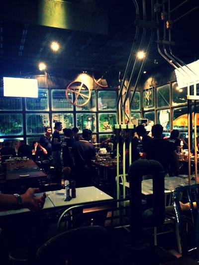 ร้านอาหาร est.33 The Nine ร้านอาหาร est.33 The Nine