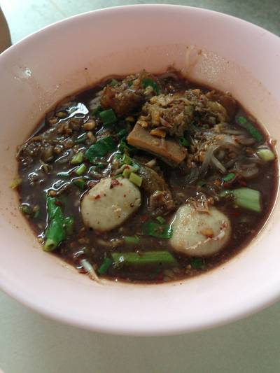 ร้านอาหาร ก๋วยเตี๋ยวเรือเจ๊ต้อย