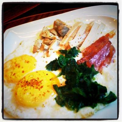 ไข่กะทะ ที่ ร้านอาหาร Made My Day ไข่กะทะ ที่ ร้านอาหาร Made My Day