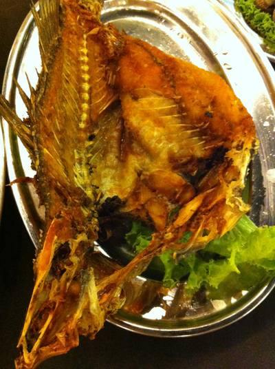 ร้านอาหาร แสงไทย ซีฟู้ด