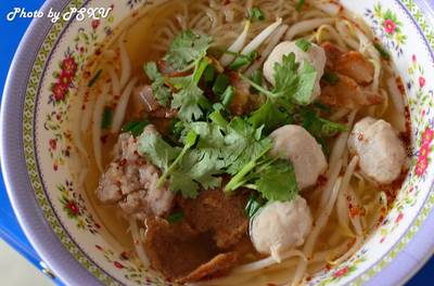 ร้านอาหาร ก๋วยเตี๋ยวติดแอร์ เจ๊จวน