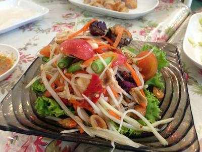 ส้มตำไทยปู ที่ ร้านอาหาร VT แหนมเนือง