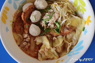 ร้านอาหาร ก๋วยเตี๋ยวติดแอร์ เจ๊จวน