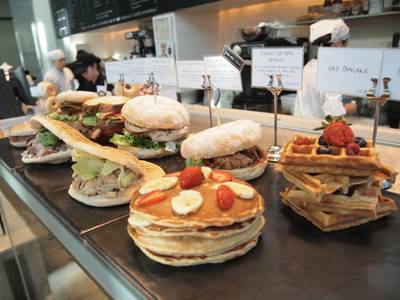 ร้านอาหาร Dean & Deluca ช่องนนทรี