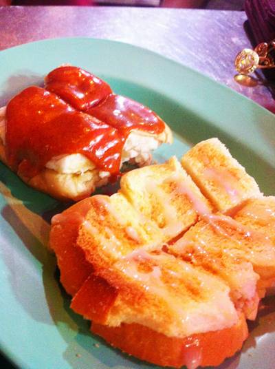 ร้านอาหาร ขนมปังเจ้าอร่อยเด็ดเยาวราช