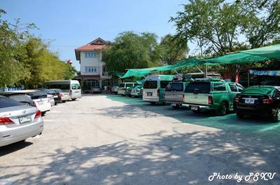 ร้านอาหาร แดงอาหารทะเล (เจ๊แดง) เจ้าเก่า